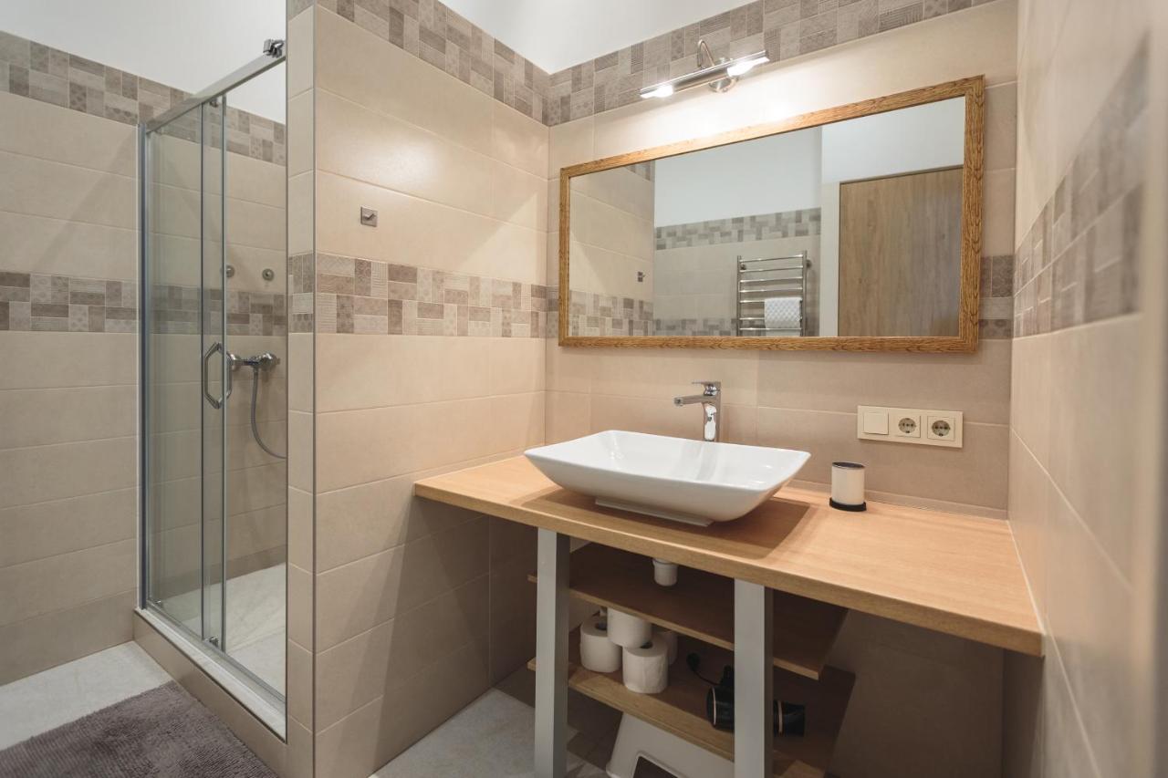 Riga Lux Apartments - Easy Stay Buitenkant foto
